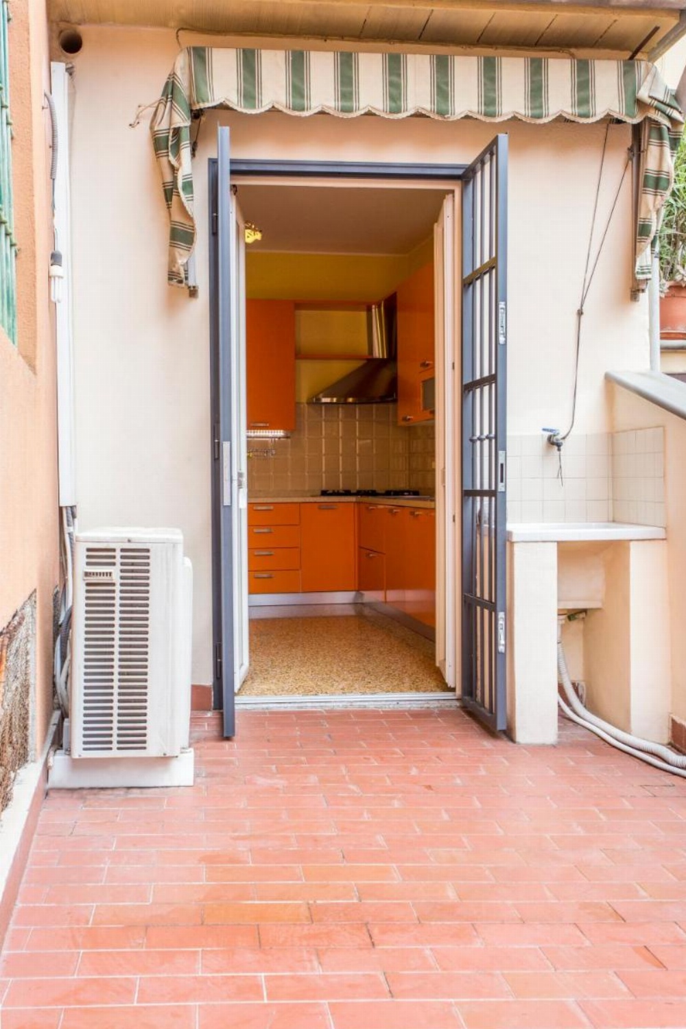 Petroni 38 by Studio Vita